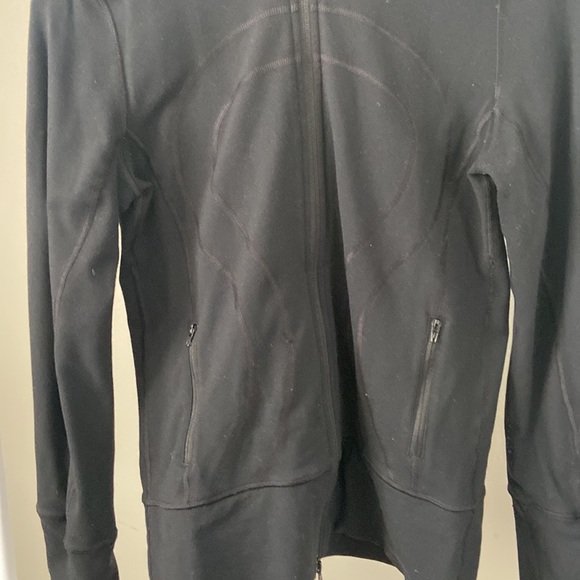 Lululemon In Stride Black Jacket Sz 6 - Picture 3 of 12